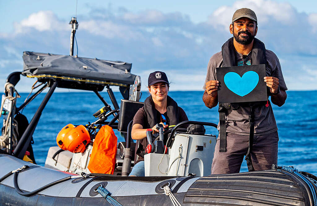 Thank You Message in the Pacific Ocean. © Marten  van Dijl / Greenpeace