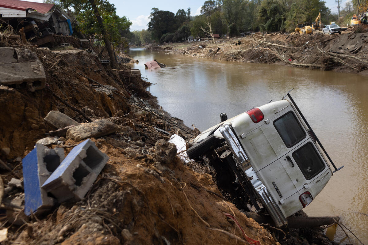 Hurricane Helene Damage in North Carolina. © Justin Cook / Greenpeace
