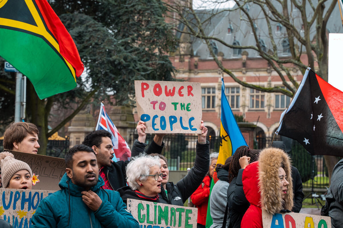 Peaceful Demonstration at the Peace Palace during ICJAO Hearings in the Netherlands. © Emiel Hornman / Greenpeace