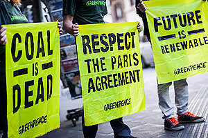 Action at G7 Energy Ministers Meeting in Rome. © Francesco Alesi / Greenpeace