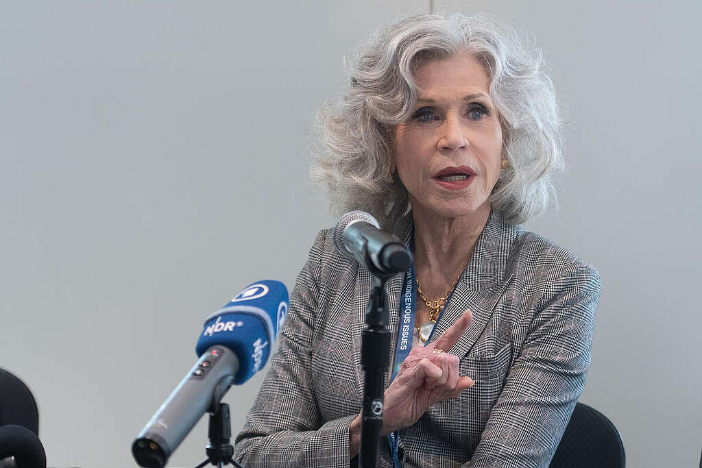 Jane Fonda Addresses UN Global Ocean Preparatory Commission in New York. © Stephanie Keiith / Greenpeace Jane Fonda Addresses UN Global Ocean Preparatory Commission in New York. © Stephanie Keiith / Greenpeace
