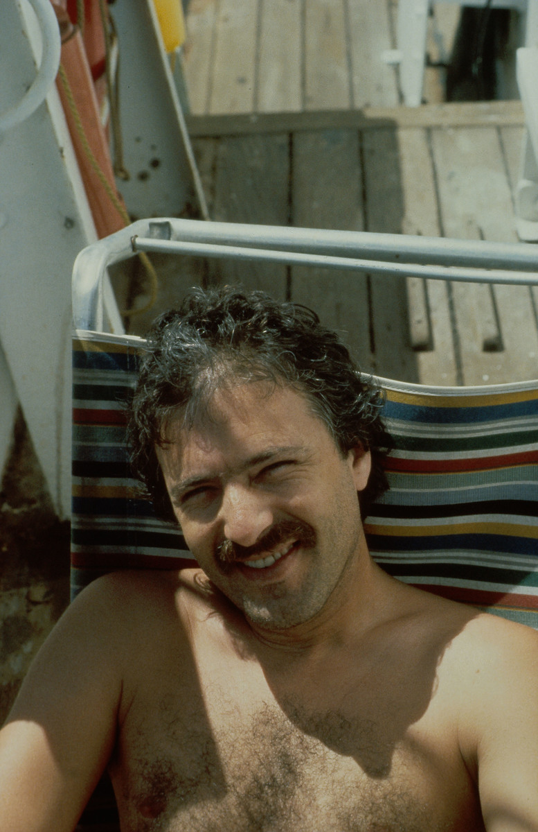 Photographer Fernando Pereira on the Rainbow Warrior I. © Greenpeace Photographer Fernando Pereira on the Rainbow Warrior I. © Greenpeace