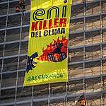 In the eve of the shareholders meeting of Eni, activists of Greenpeace Italy climbed a building in front of the Headquarter of Eni, the Italian oil giant, with the message "Eni Climate Killer". In addition, a day earlier another group of activists brought the floating reproduction of a melting iceberg to the pond in front of the company's headquarters, a testimony of the dramatic impacts of the climate emergency.
