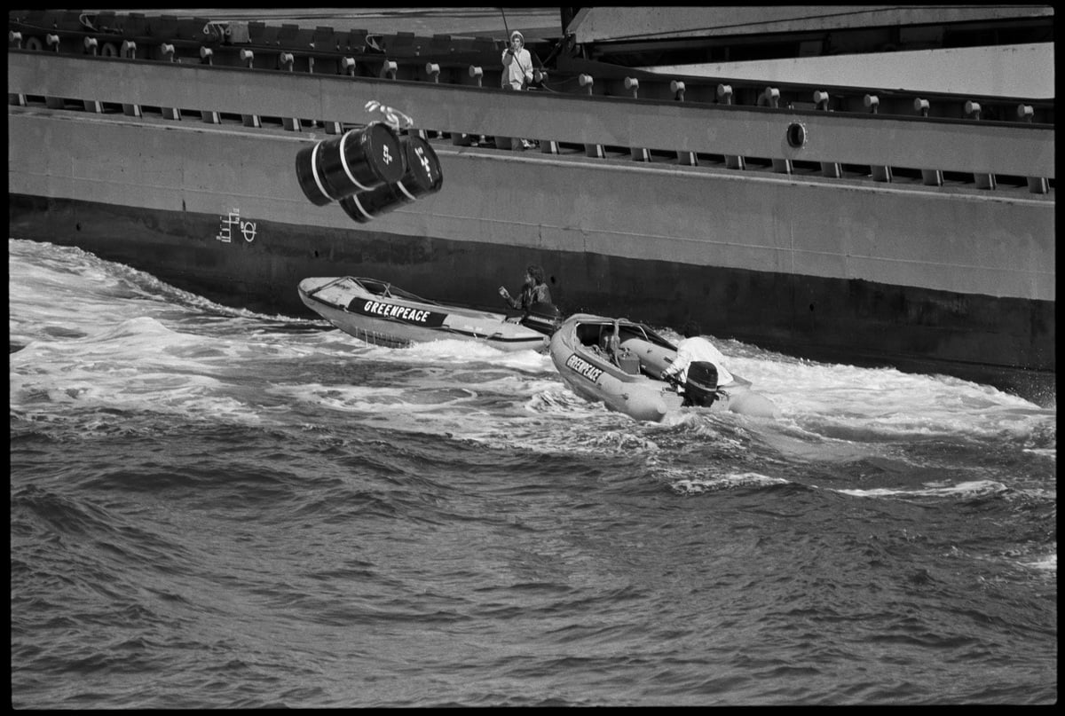 Rijnborg Nuclear Waste Dumping Action in North Atlantic. © Greenpeace / Pierre Gleizes Rijnborg Nuclear Waste Dumping Action in North Atlantic. © Greenpeace / Pierre Gleizes
