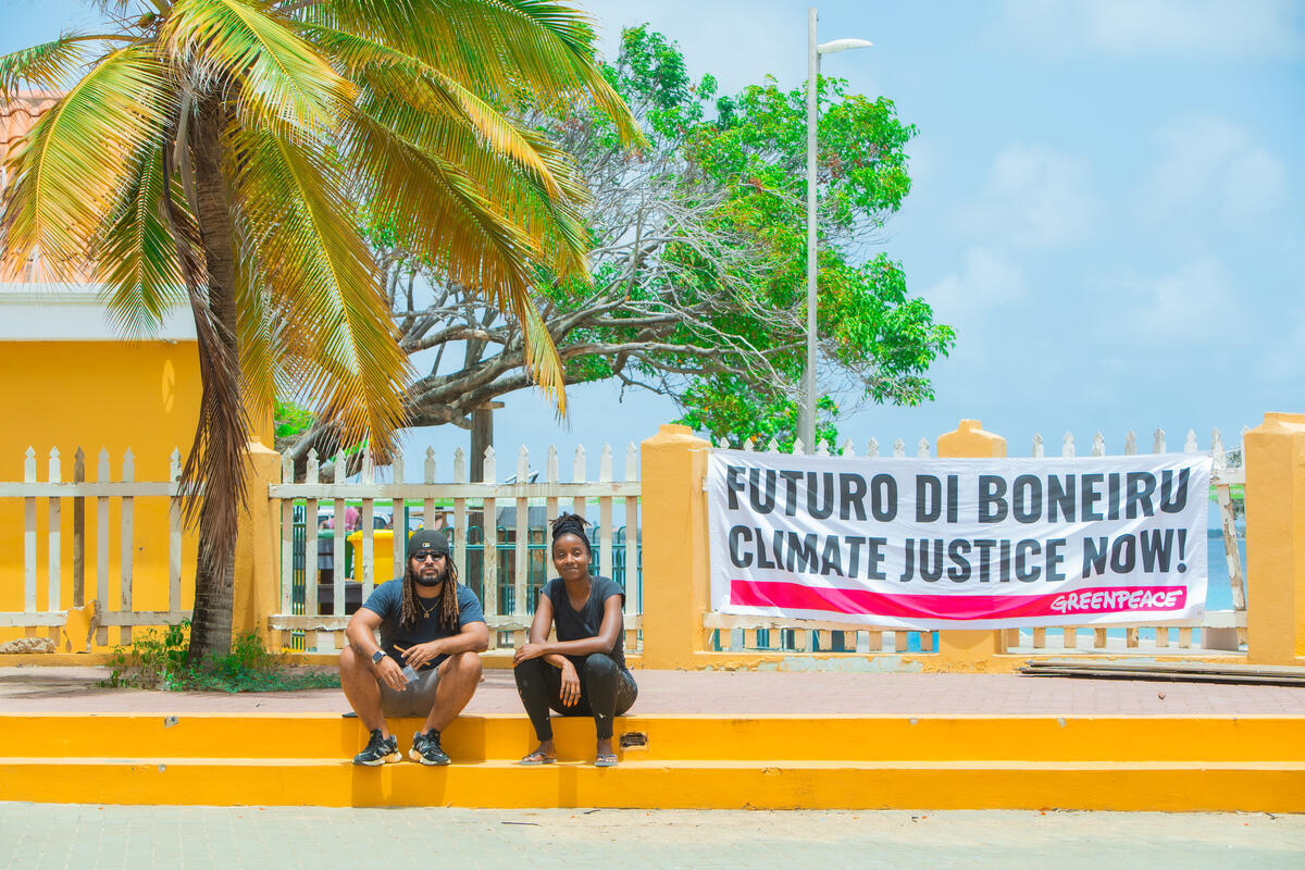 Community Day at Bonaire. © David Martinus / Greenpeace