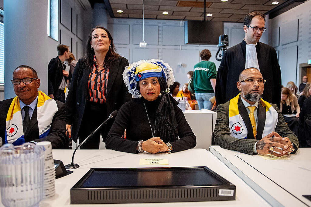 Bonaire Residents and Greenpeace Netherlands Face the Dutch State in Court for Climate Lawsuit - The Hague. © Marten van Dijl / Greenpeace Bonaire Residents and Greenpeace Netherlands Face the Dutch State in Court for Climate Lawsuit - The Hague. © Marten van Dijl / Greenpeace