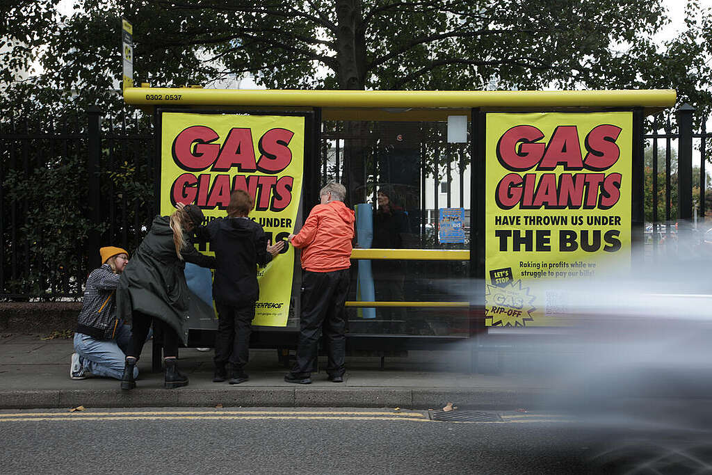 Gas Campaign Launch in Liverpool. © Jack Taylor Gotch / Greenpeace