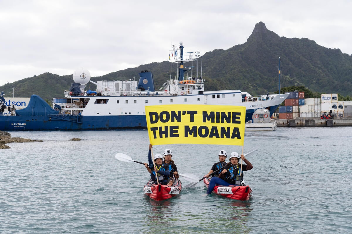 Pacific activists protest deep sea mining as US-owned exploration vessel docks in Cook Islands