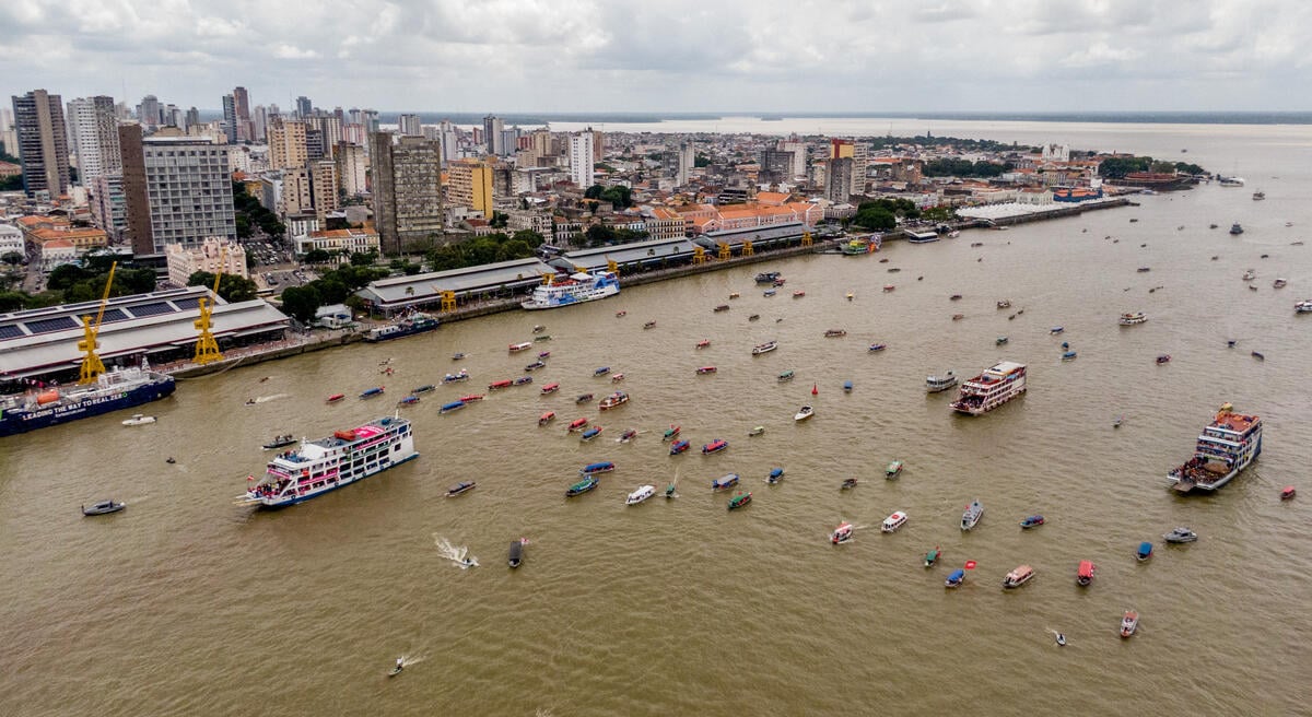 Rainbow Warrior Joins Flotilla to Defend the Amazon and Call for Climate Justice in Belem. © Christian Braga / Greenpeace