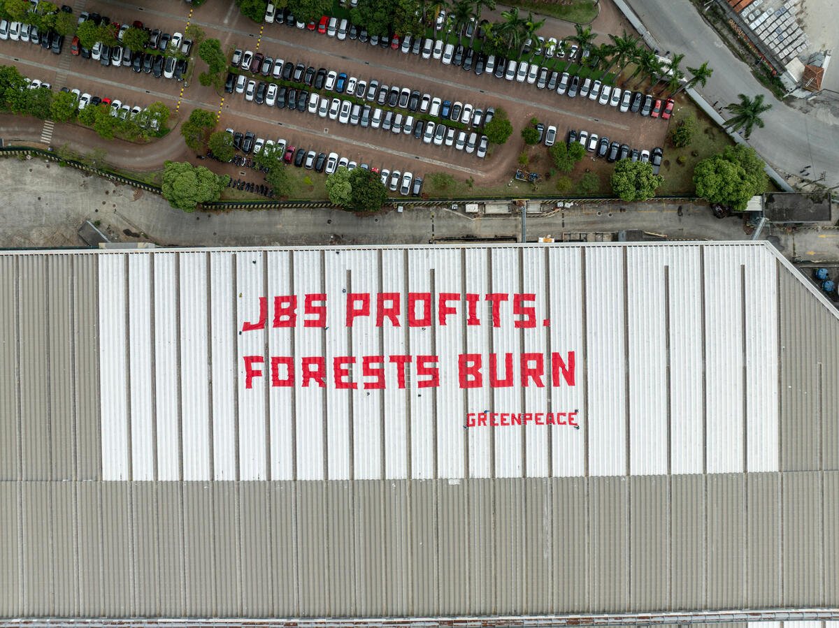 Protest against Amazon Devastation at JBS Headquarters in São Paulo. © Greenpeace
