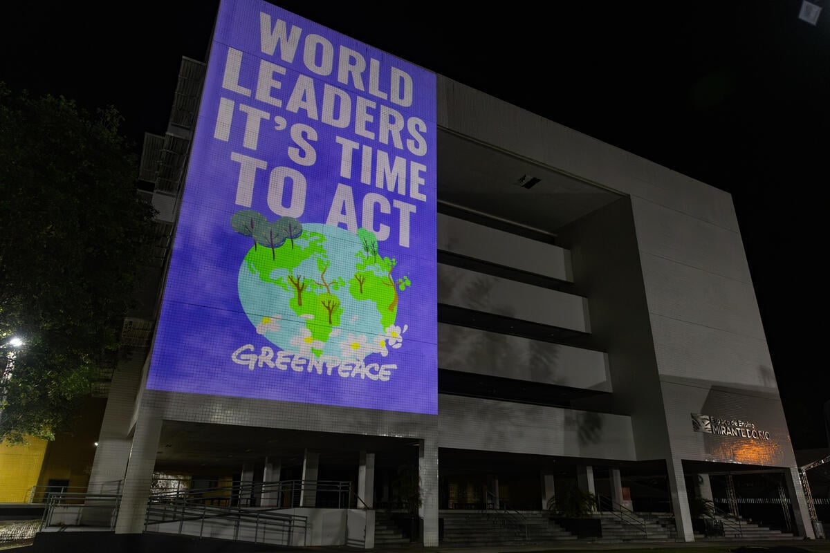 1.5 Ambition Projection at COP30 in Belem. © Tuane Fernandes / Greenpeace