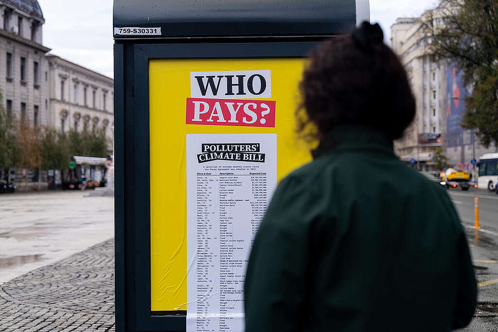 Climate Crisis Bill Exposed with Billboards in Bucharest. © Andreea Udrea / Greenpeace Climate Crisis Bill Exposed with Billboards in Bucharest. © Andreea Udrea / Greenpeace