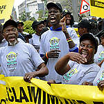 Consumers and small scale farmers have handed over a petition to Parliament and the Ministry of Agriculture calling for an overhaul of Kenya’s food system. The petition, signed by over 1000 farmers and consumers demands healthy food for all Kenyans. The crowds marched from Uhuru park to Parliament and then to the Ministry of Agriculture to express their discontent over the recent food related scandals in Kenya as the world commemorates World Food Day under the theme  a #zerohunger world by 2030 is possible.