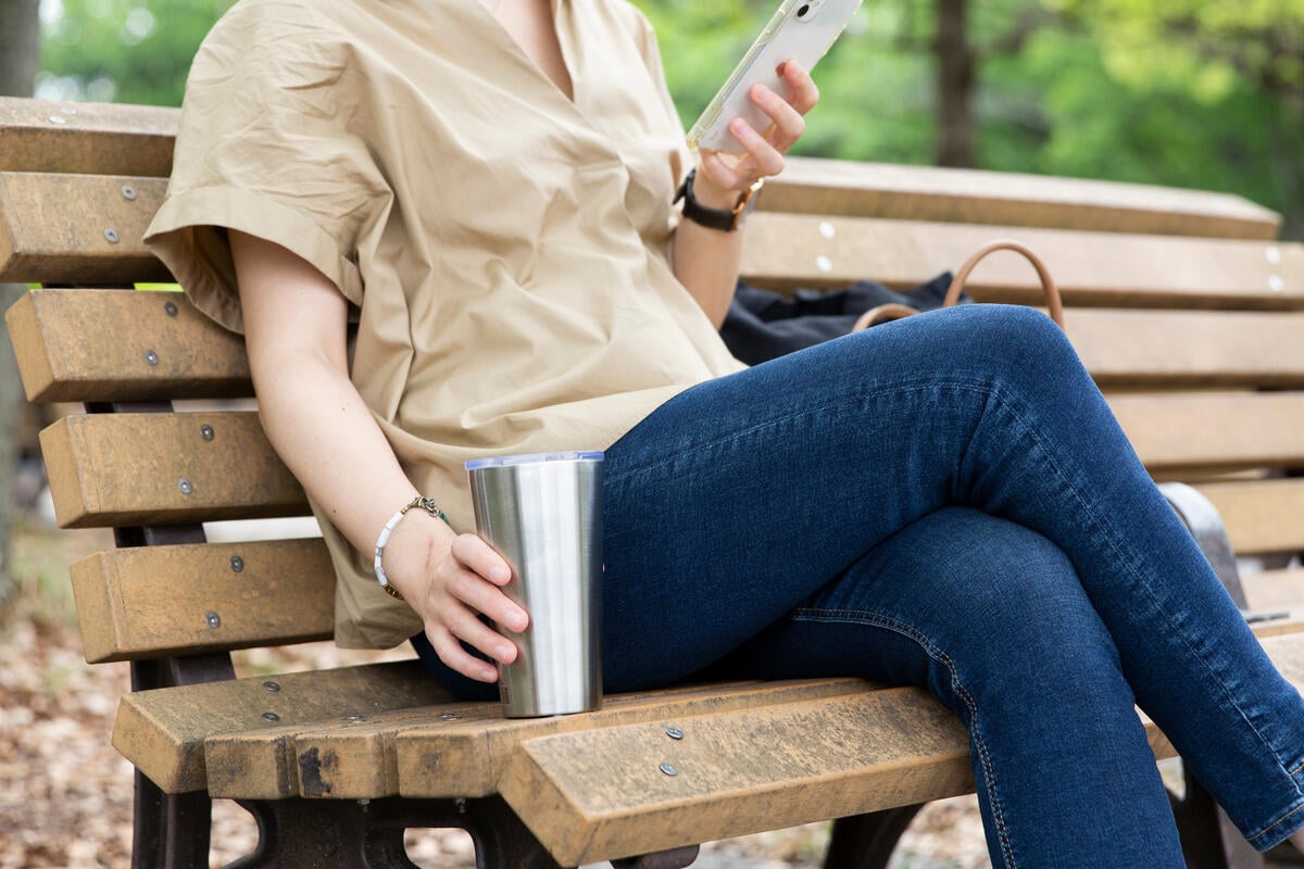 New Reuse Cup Initiative in Tokyo. &copy; Chihiro Hashimoto / Greenpeace