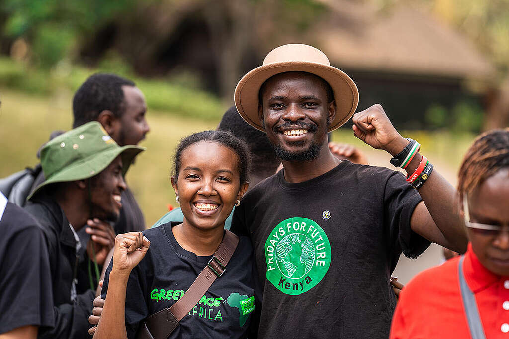 Draw the Line Protest in Nairobi, Kenya. © Caleb Mbuvi / Greenpeace