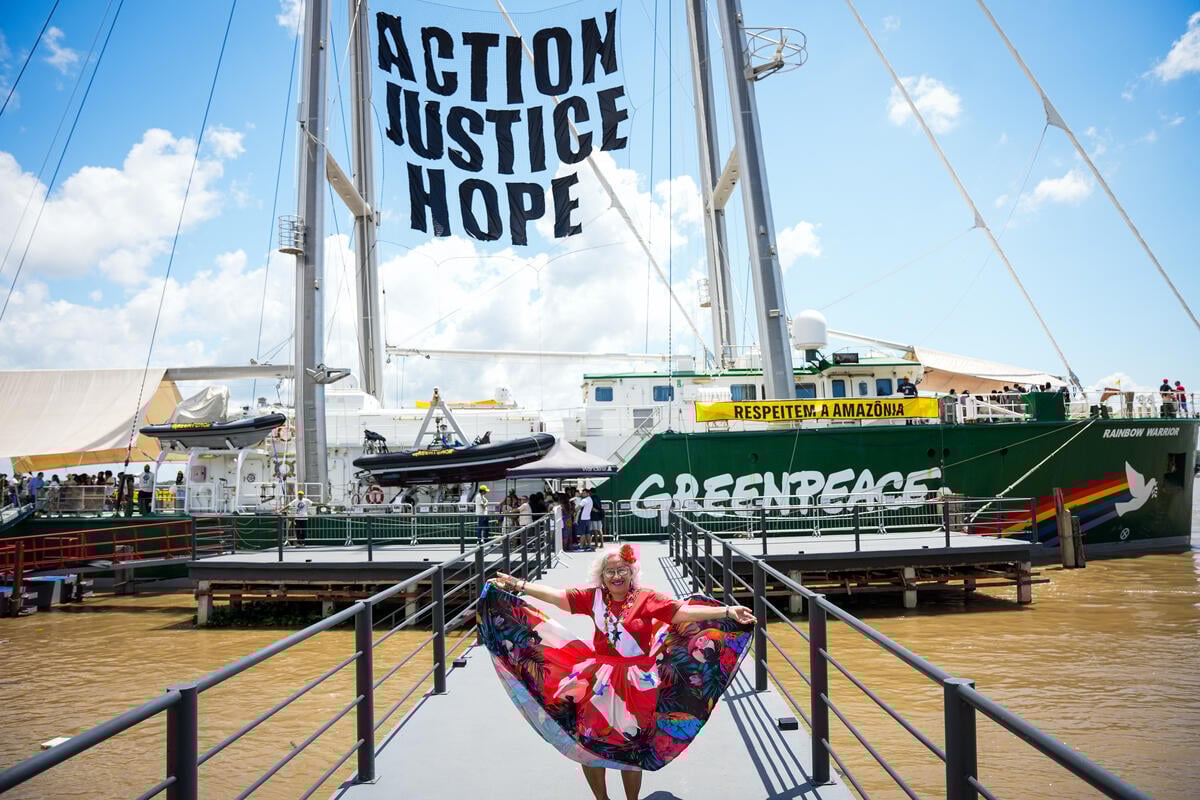 First Weekend of Rainbow Warrior Open Boats in Belém, Brazil. © Filipe Bispo / Greenpeace First Weekend of Rainbow Warrior Open Boats in Belém, Brazil. © Filipe Bispo / Greenpeace