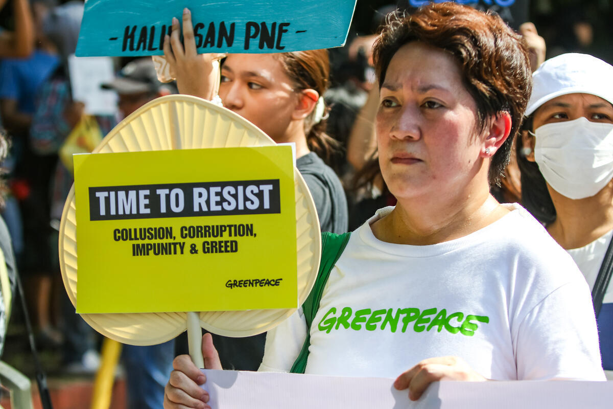 People’s Protests against Corruption, Impunity and Greed in Manila. © Leo Sabangan / Greenpeace