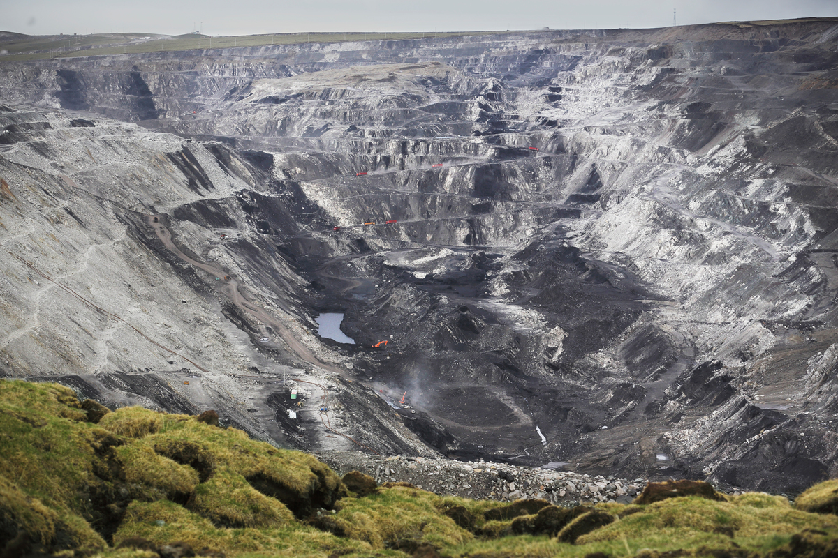 Coal Mines at the Source of the Yellow River. © Wu Haitao / Greenpeace Coal Mines at the Source of the Yellow River. © Wu Haitao / Greenpeace