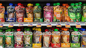 Baby Food Flexible Plastic Pouches in the US. &copy; Tim Aubry / Greenpeace