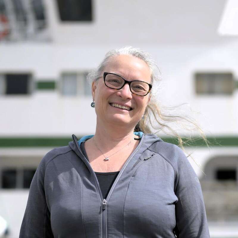Dr Anne Helene Solberg Tandberg in Ireland. &copy; Solvin Zankl / Greenpeace