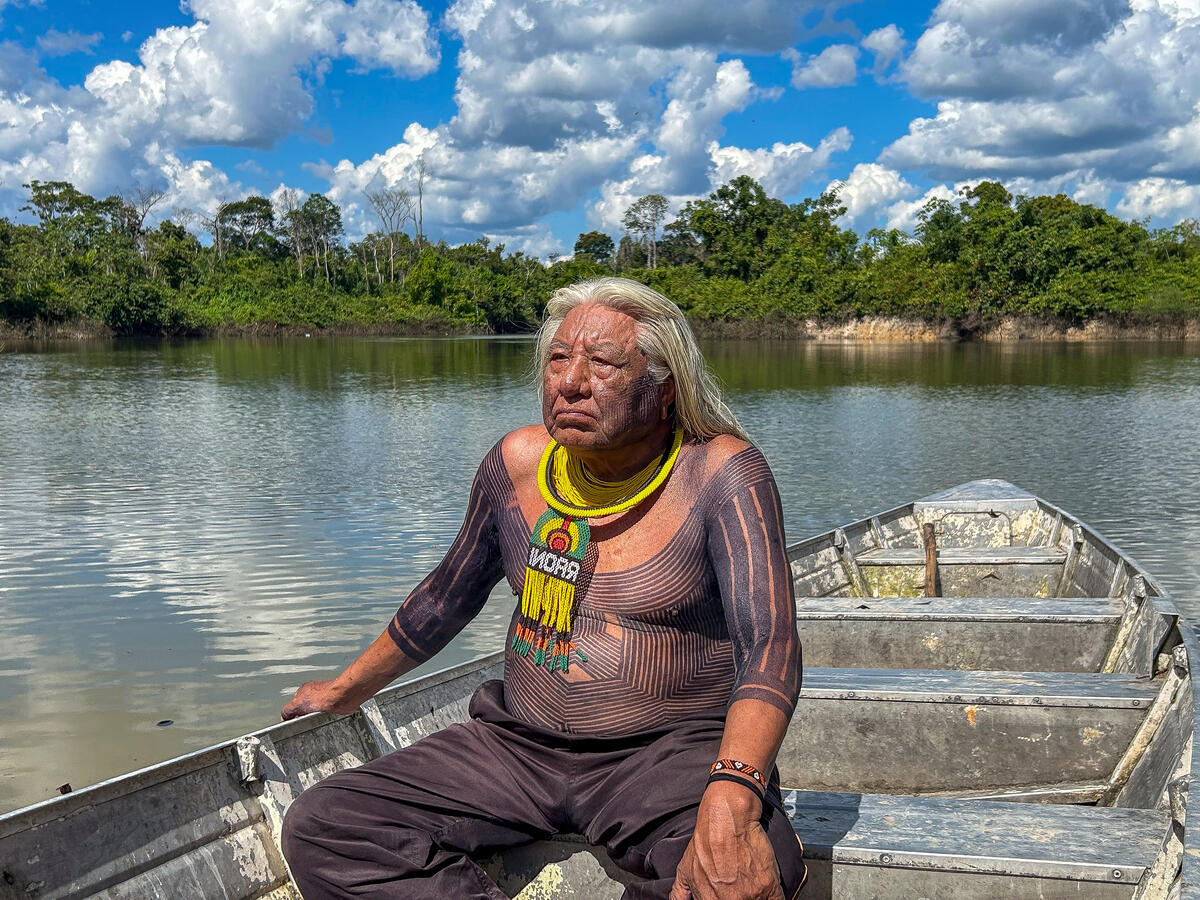 Greenpeace Brazil overflight reveals an extensive area of illegal gold mining inside and surrounding Rio Novo National Park, in the Itaituba region of Par&aacute;, Brazil. Mining activities in the region are also putting pressure on the Menkragnoti Indigenous Territory, home to the Kayap&oacute; people, located between the states of Par&aacute; and Mato Grosso. One of the main Kayap&oacute; leaders, Chief Megaron Txucarram&atilde;e, has repeatedly denounced the advance of illegal mining into Indigenous lands across the Amazon.