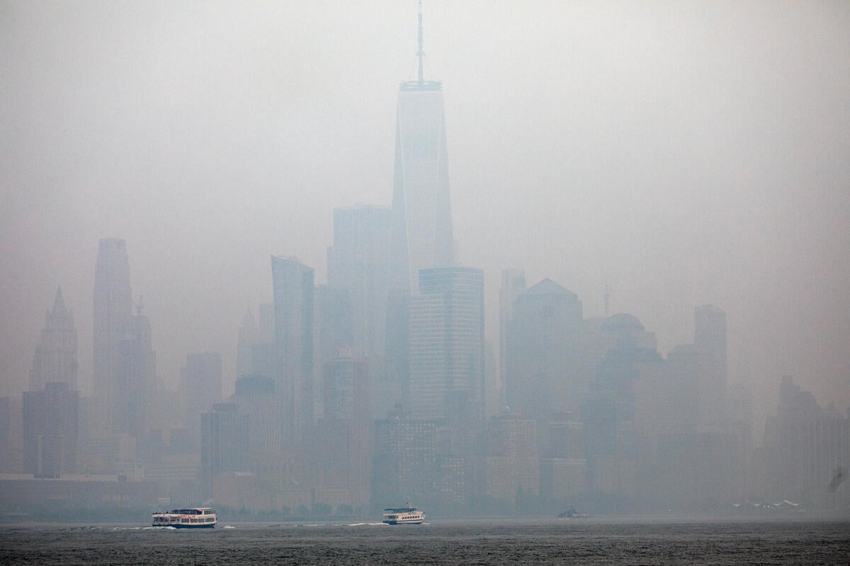 All of New York State, including New York City, and parts of New Jersey are under an Air Quality Advisory due to the smoke from more than 100 wildfires burning in Canada.The Tri-State is seeing visible smoke and hazy skies across the state and spikes in smoke-related pollution.Air quality conditions reached 