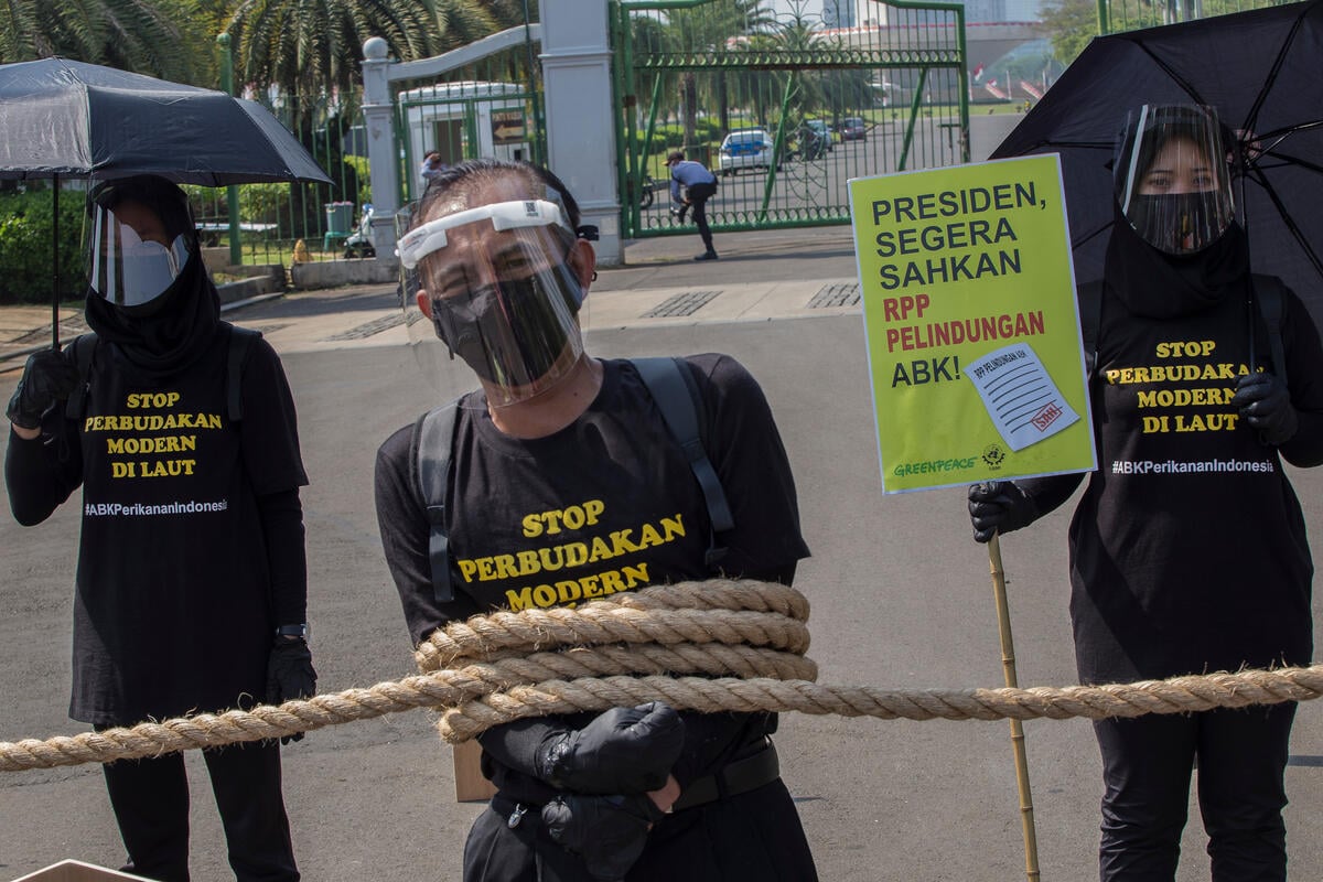 Modern Slavery Of Indonesian Fishers Protest in Jakarta © Adhi Wicaksono / Greenpeace