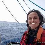 הים מלא חיים – יומן ההפלגה של פעילת גרינפיס ישראל בעקבות הלוויתנים האחרונים בארץ