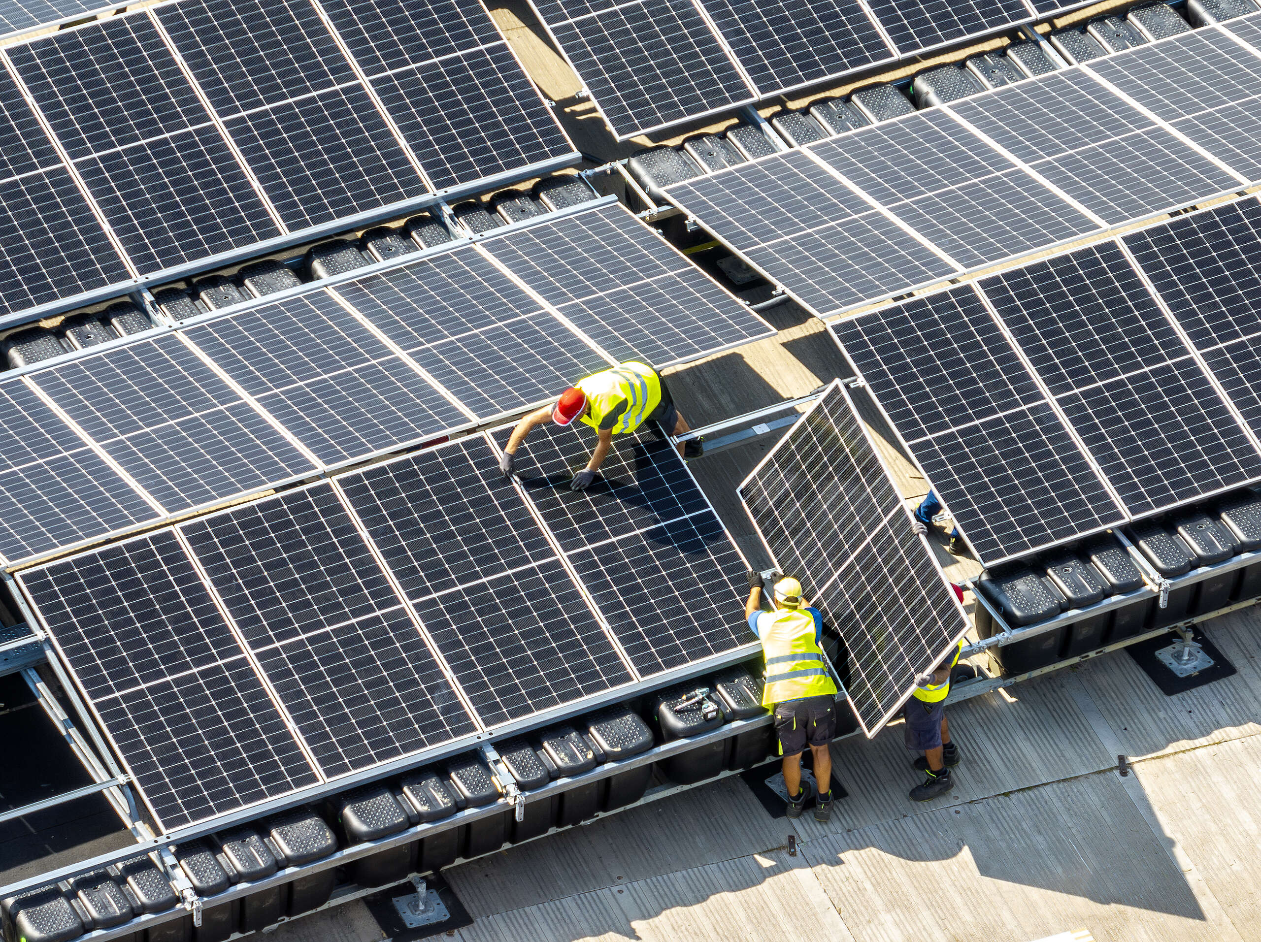 חשמל ״משלנו״: כך נפחית את יוקר המחייה