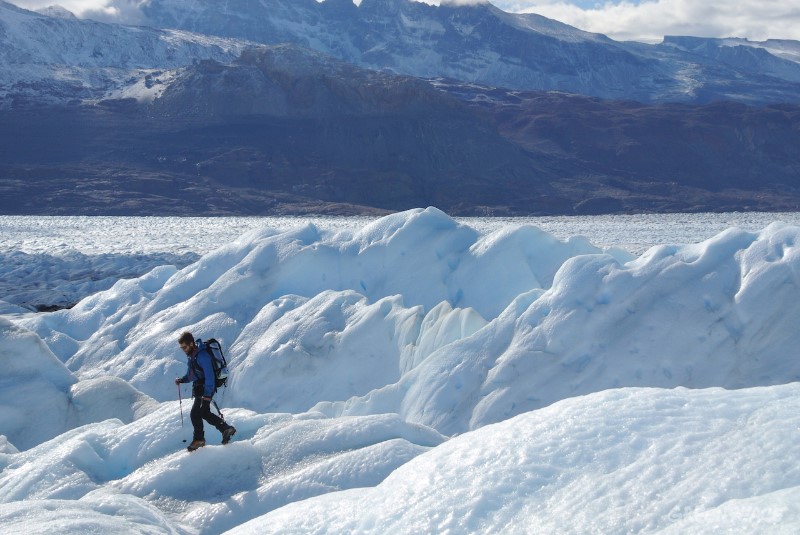 David Bacci, un alpinista italiano si è recato in Patagonia e ha scalato con successo due vette impervie e impegnative come il Cerro Torre (3.102 metri) e il Fitz Roy (3.400 metri) con abbigliamento senza PFC