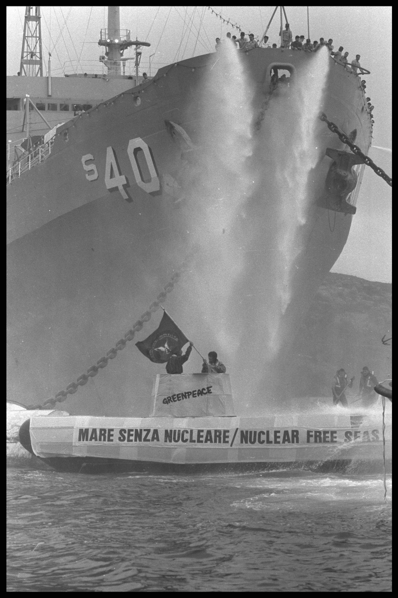 Action against nuclear vessel USS Frank Cable. © Steve Morgan