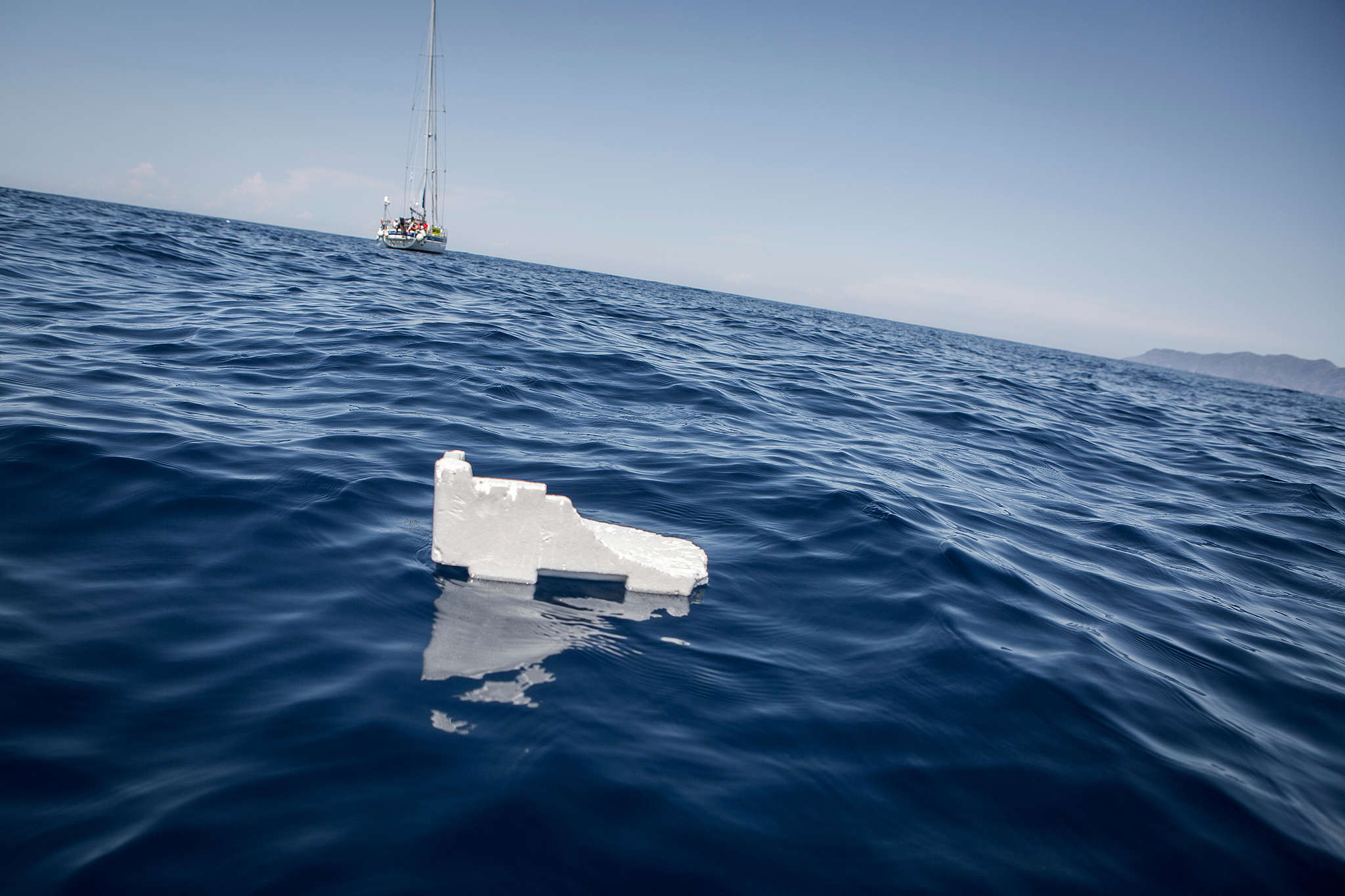 Nel Tirreno un mare di microplastiche Greenpeace Italia