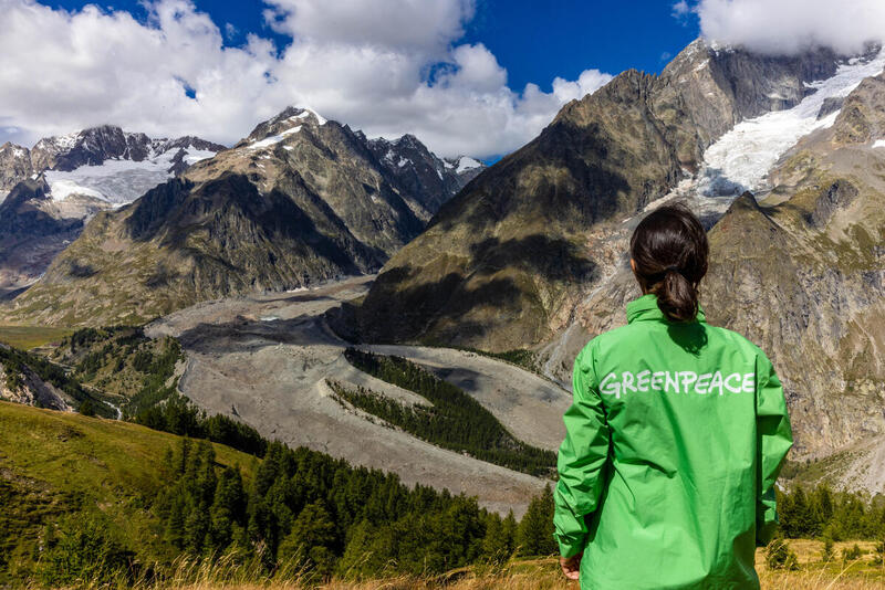 Spedizione di Greenpeace Italia insieme al Comitato Glaciologico Italiano (CGI) per monitorare lo stato di conservazione del ghiacciaio del Miage