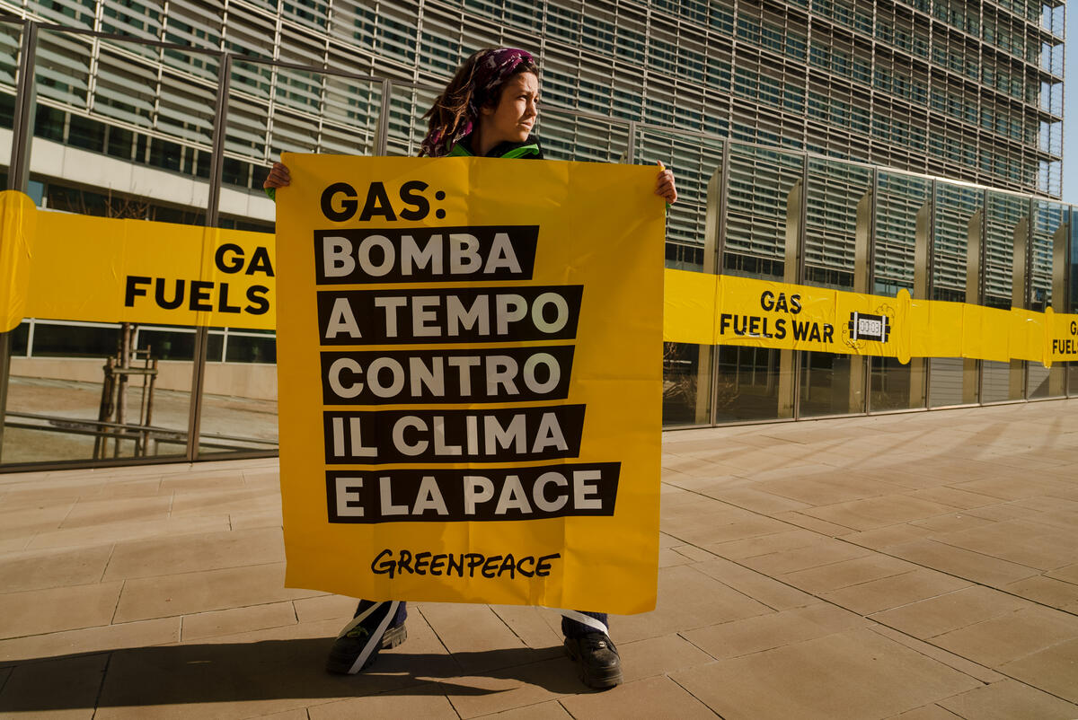 L’Italia ha bisogno di soluzioni vere, non di ennesimi regali alle fonti fossili