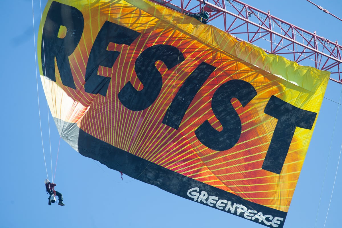Time To Resist: la voce del pianeta è sotto attacco