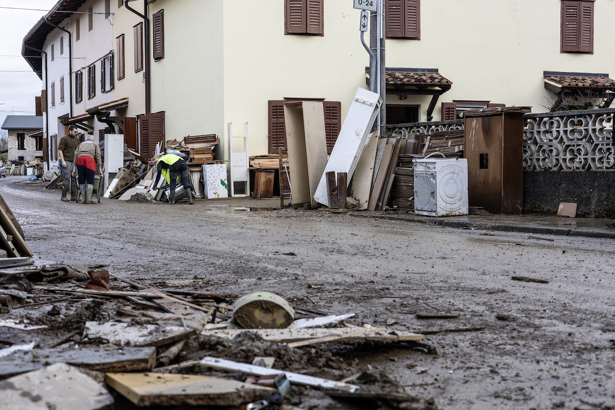 Friuli-Venezia Giulia, Greenpeace documenta la devastazione lasciata dall’alluvione e invia volontari per aiutare la popolazione