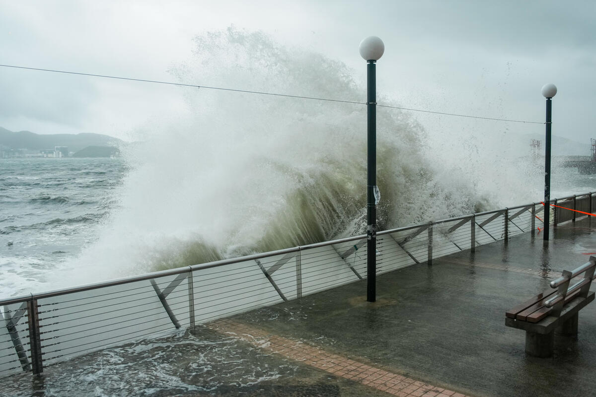 Uragano Harry, Greenpeace: «Governo non può più rinviare la transizione, servono misure strutturali di contrasto e adattamento alla crisi climatica»
