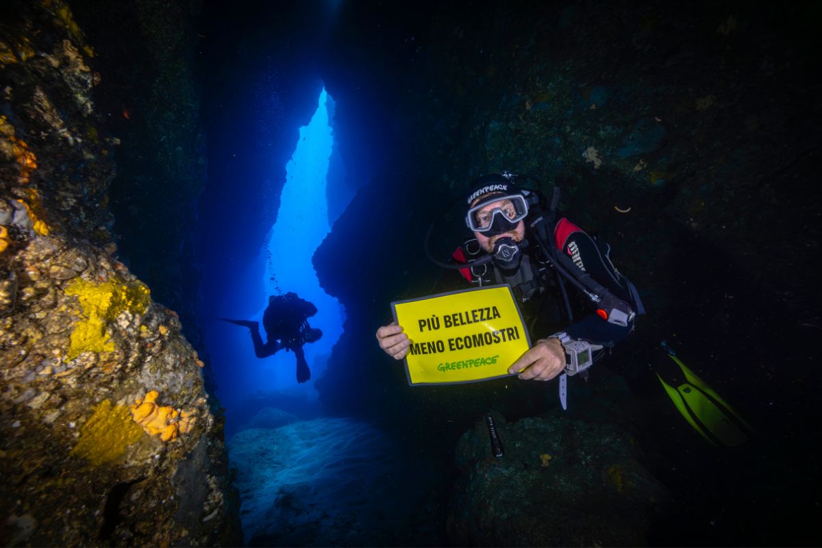 Aggiungiamo bellezza al mare per difendere lo Stretto di Messina