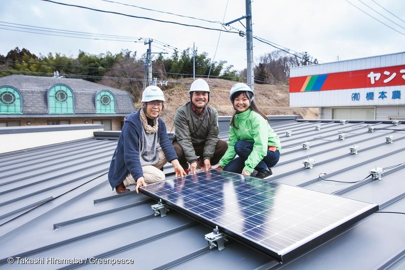 店舗屋根への太陽光発電設置