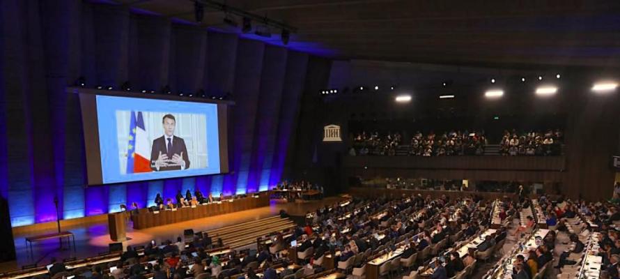 国連環境計画より 第2回政府間交渉委員会の様子(フランス・パリ) 国連環境計画より 第2回政府間交渉委員会の様子(フランス・パリ)