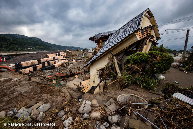 地球温暖化で豪雨災害の被害が増えている