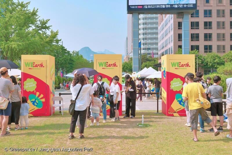 6월 지구의 목소리 행사에서 녹음 차례를 기다리는 시민들