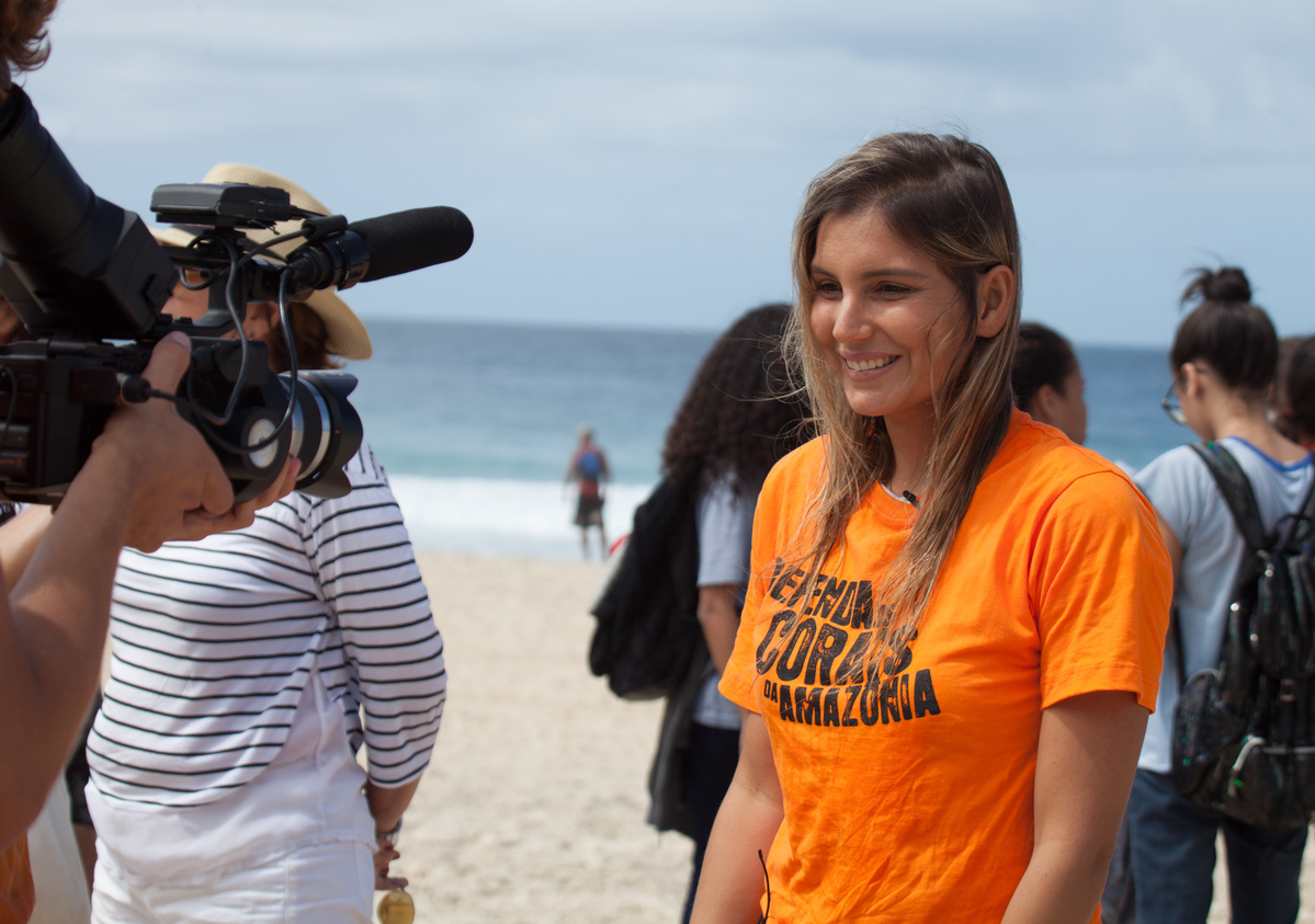 La surfeuse brésilienne Maya Gabeira rejoint la campagne "Protégeons le récif de l'Amazon" au Brésil © Barbara Veiga