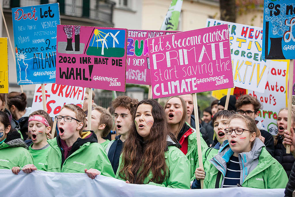 Kids for Earth demonstrieren bei der COP23 in Bon