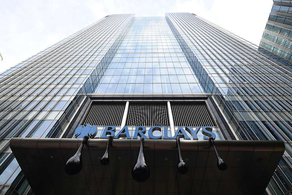 Action at Barclays’ HQ in London over Dirty Oil Pipeline Funding. © Chris J Ratcliffe / Greenpeace