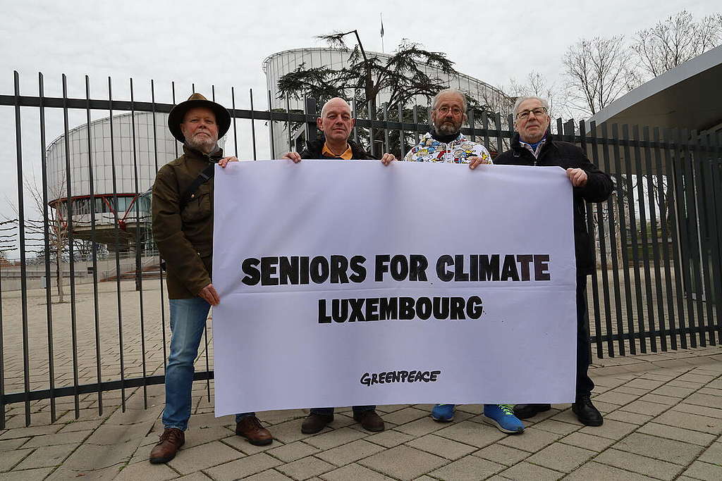 Seniors for Climate Luxembourg Support Their Swiss Peers in Strasbourg, France. © Florence Menage / Greenpeace