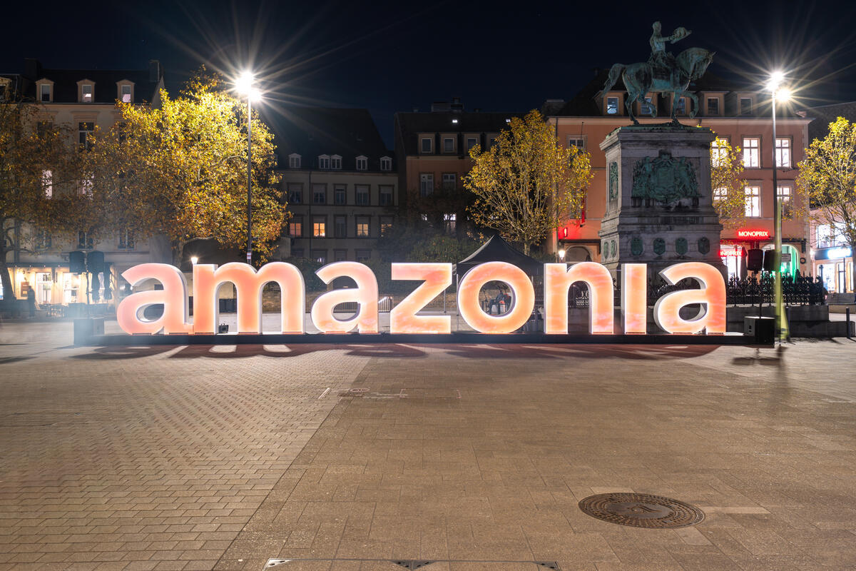 COP30 : Greenpeace installe l’Amazonie au cœur de Luxembourg