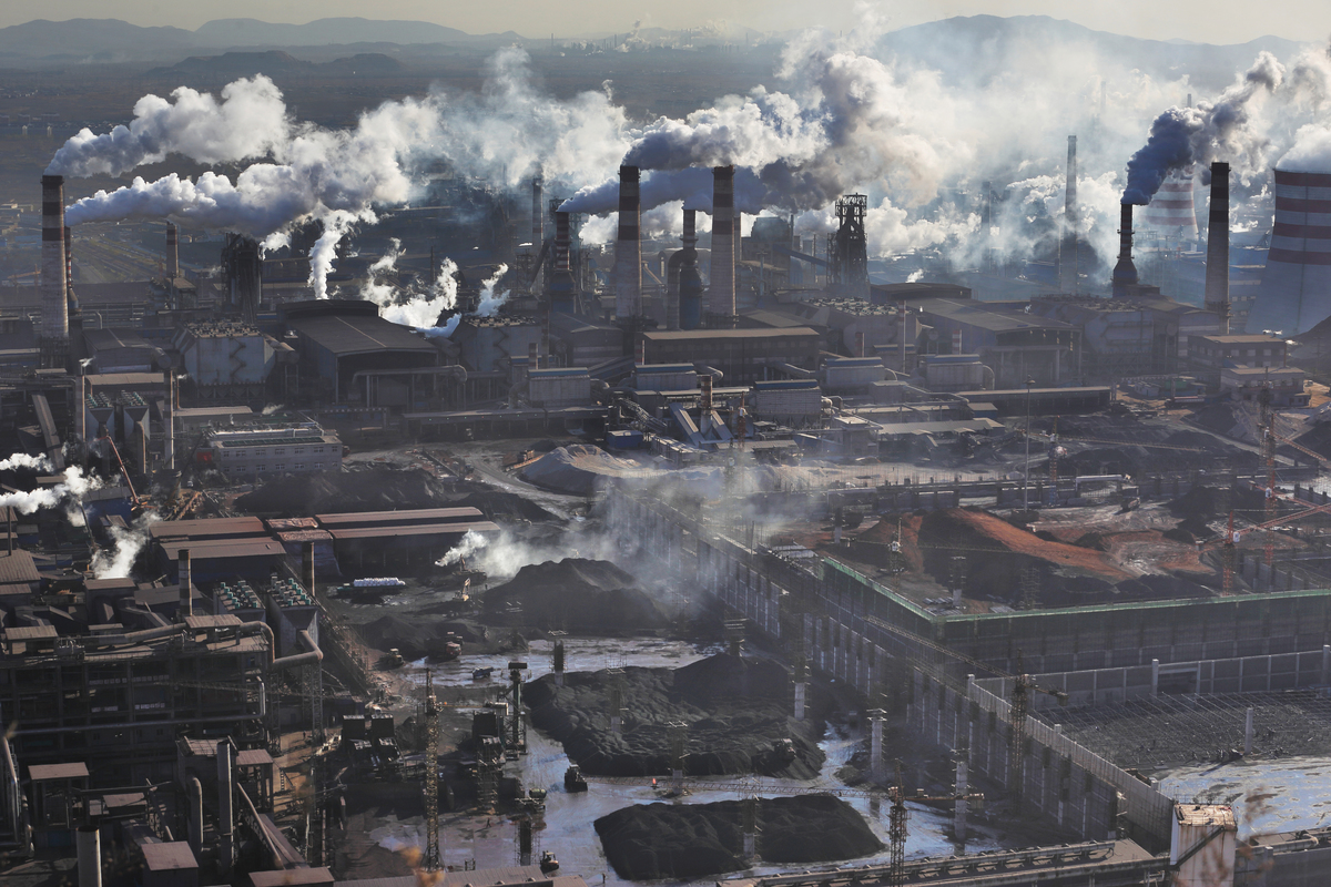 Steel Cities in China's Hebei Province. © Lu Guang / Greenpeace