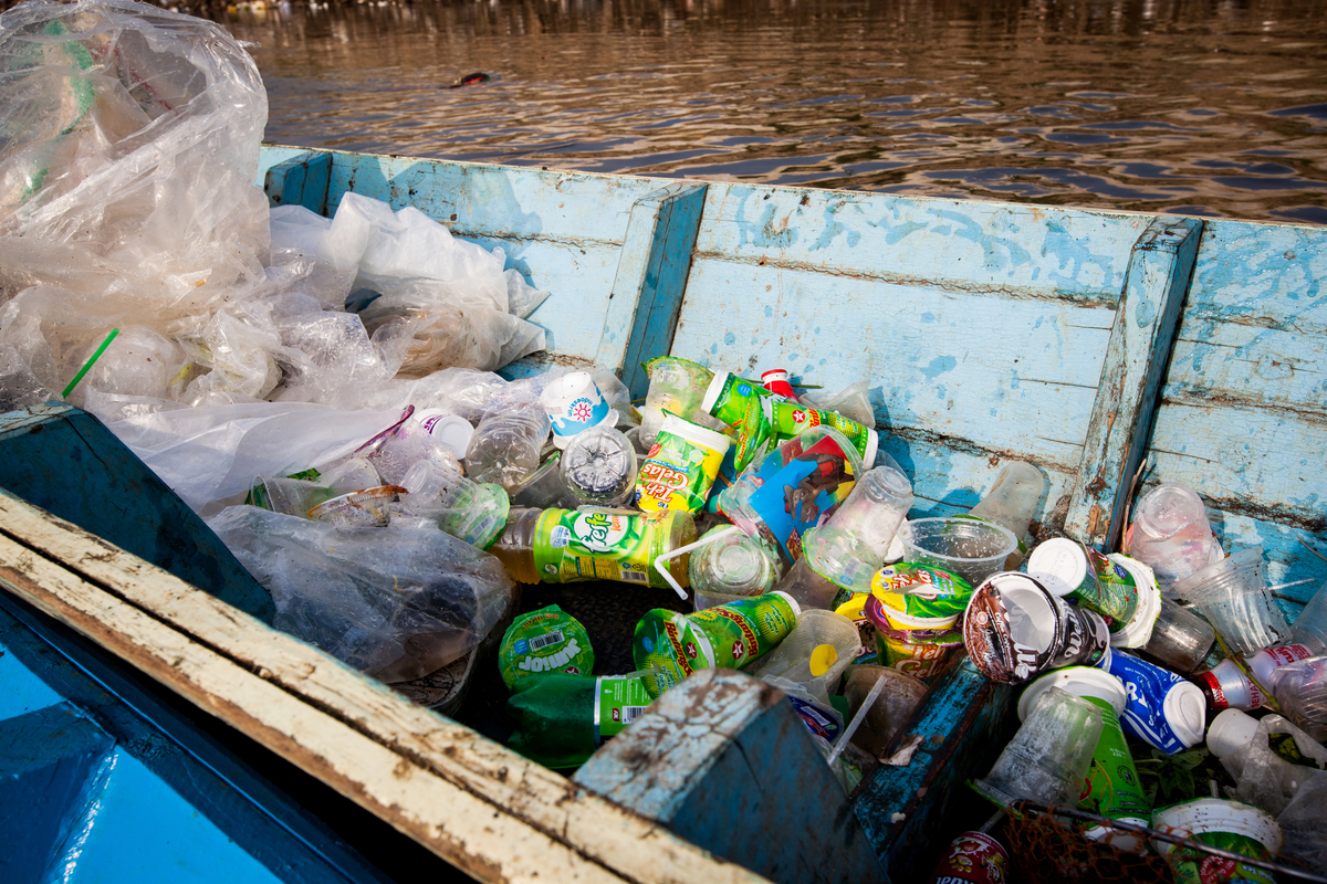 Collected Rubbish in West Java. © Andri Tambunan / Greenpeace