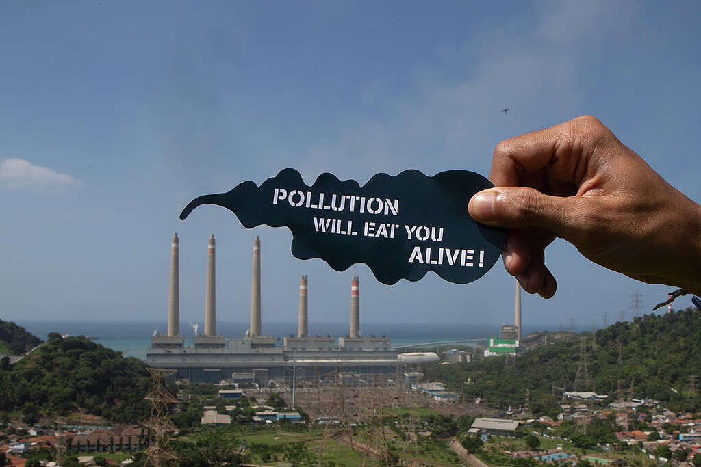 Clean Air Now Photo Op in Banten. © Rendra Hernawan / Greenpeace